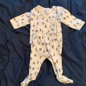 Hanna Andersson two piece set 0-3 mos